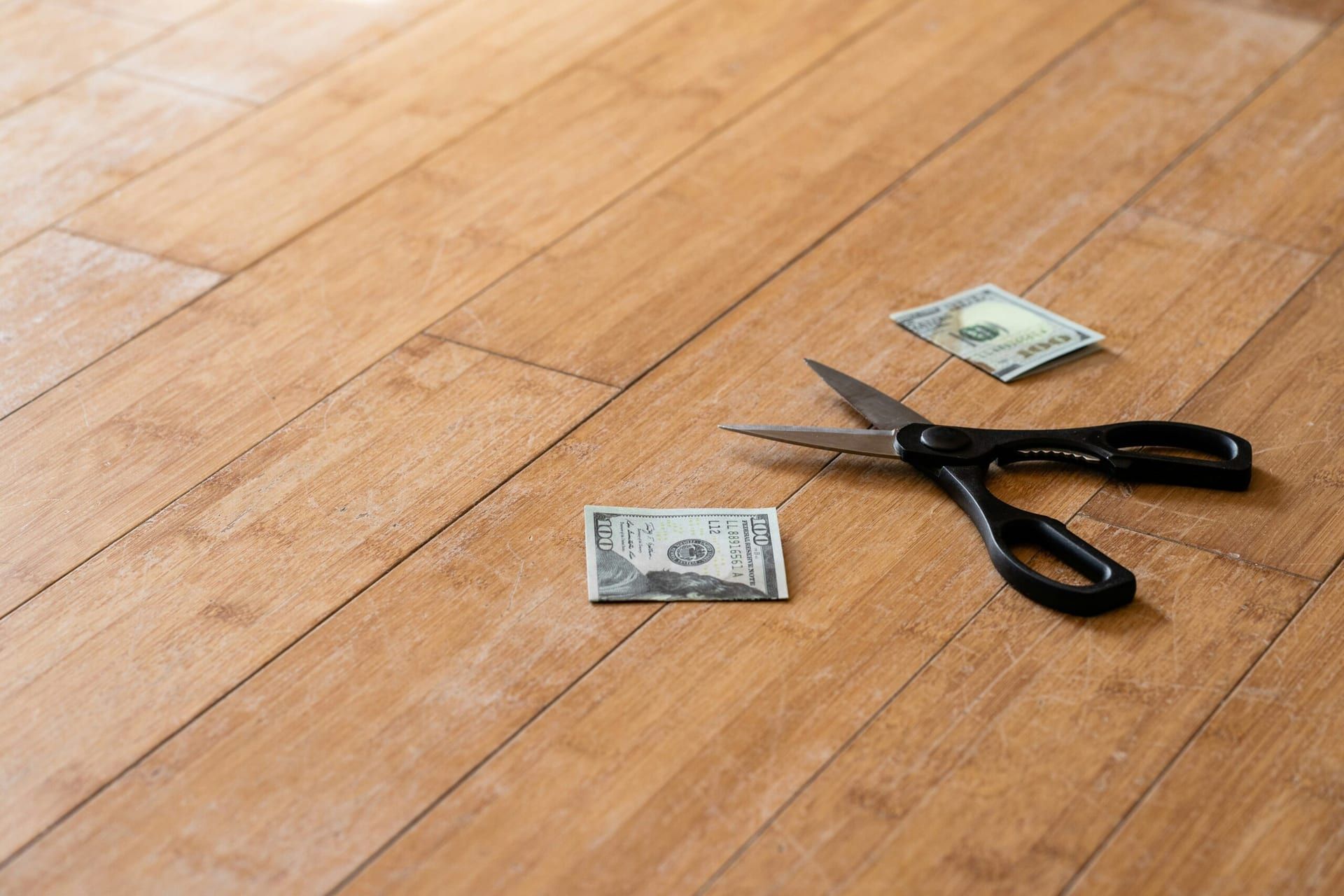 U.S. Confronts Financial Uncertainty Amid Record Debt and Debt Ceiling Crisis