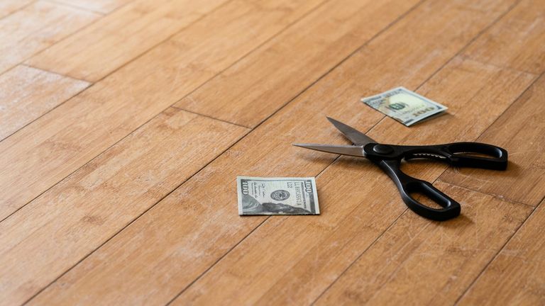 U.S. Confronts Financial Uncertainty Amid Record Debt and Debt Ceiling Crisis
