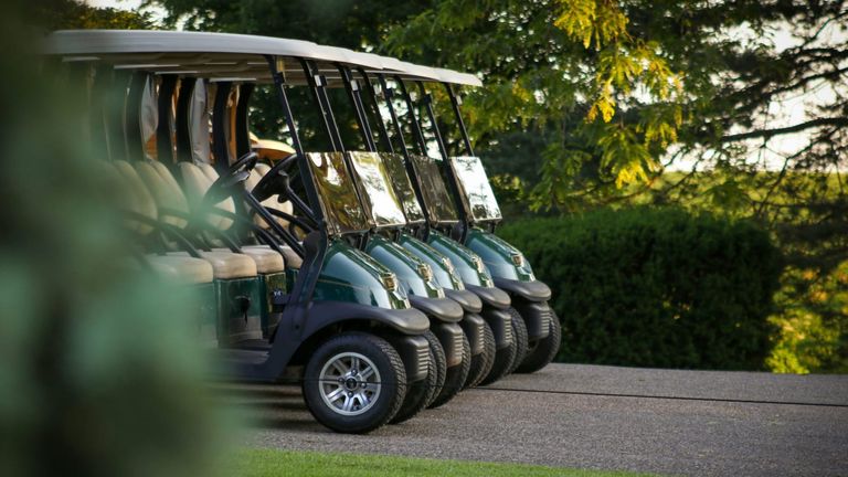 US Open 2025 Kicks Off at Oakmont Country Club: J.J. Spaun Takes Early Lead