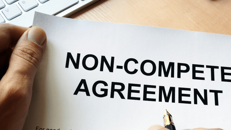 FTC’s Nationwide Noncompete Ban Sparks Controversy and Legal Showdown
