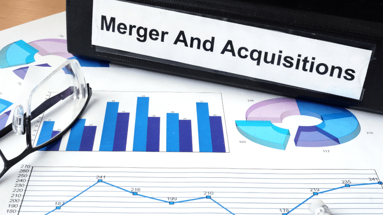 Macy’s Buyout Offer Increases; JetBlue-Spirit Merger Fails Due to Regulatory Challenges