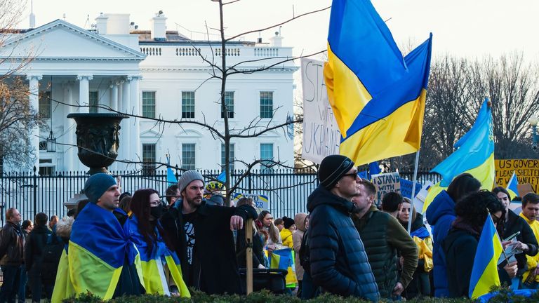 Editorials Critique Trump’s Policies on Pardons and Ukraine