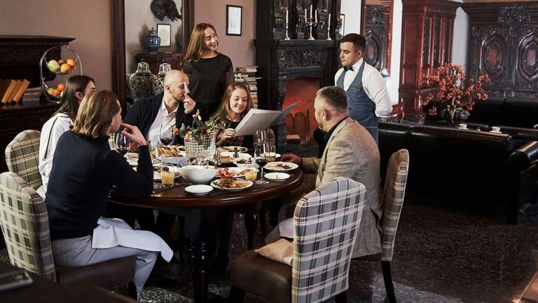Restaurants Welcome Holiday Diners as Americans Opt to Eat Out on Christmas Day