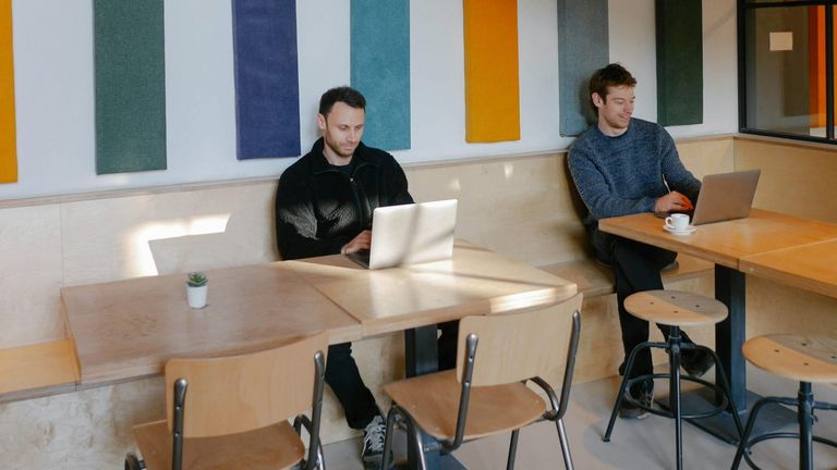 Silicon Valley Startups Secure Record $15 Billion in Q2 2025 Venture Capital