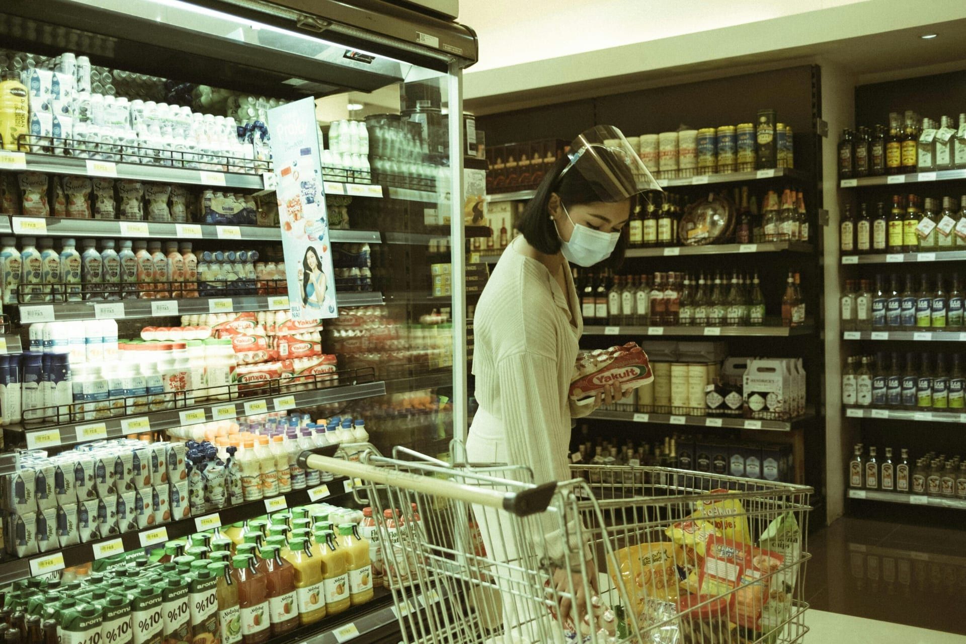 Declining Consumer Confidence Amid Inflation and Economic Concerns – August 2023