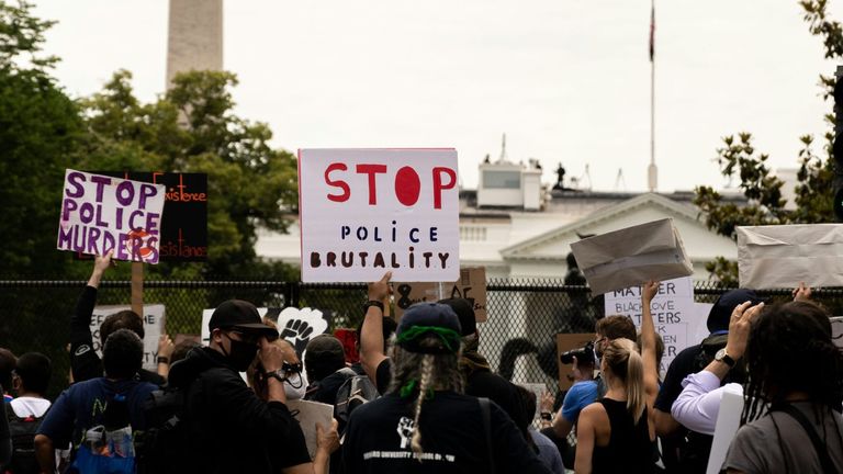 ‘No Kings’ Protests Highlight America’s Democratic Struggles and Public Demand for Accountability
