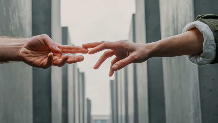 Figma Charity’s Surprise IPO Stake Sparks Heirship Dispute