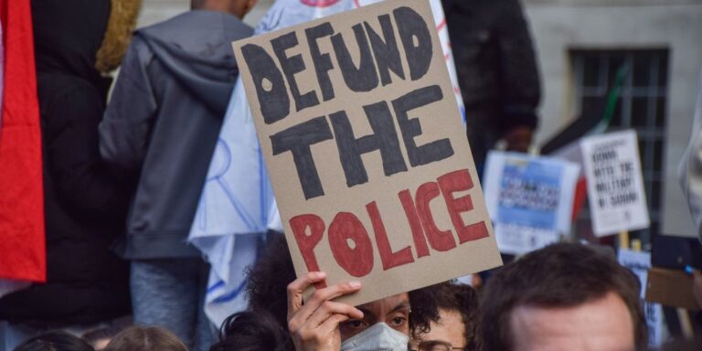 'defund The Police' Advocate Mocked After Robbers Steal All Property